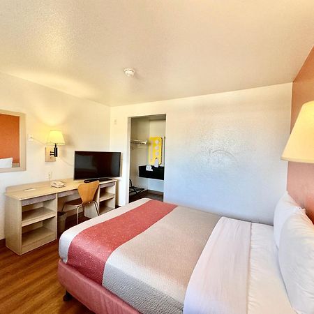 Motel 6-Bellflower, Ca - Los Angeles Esterno foto