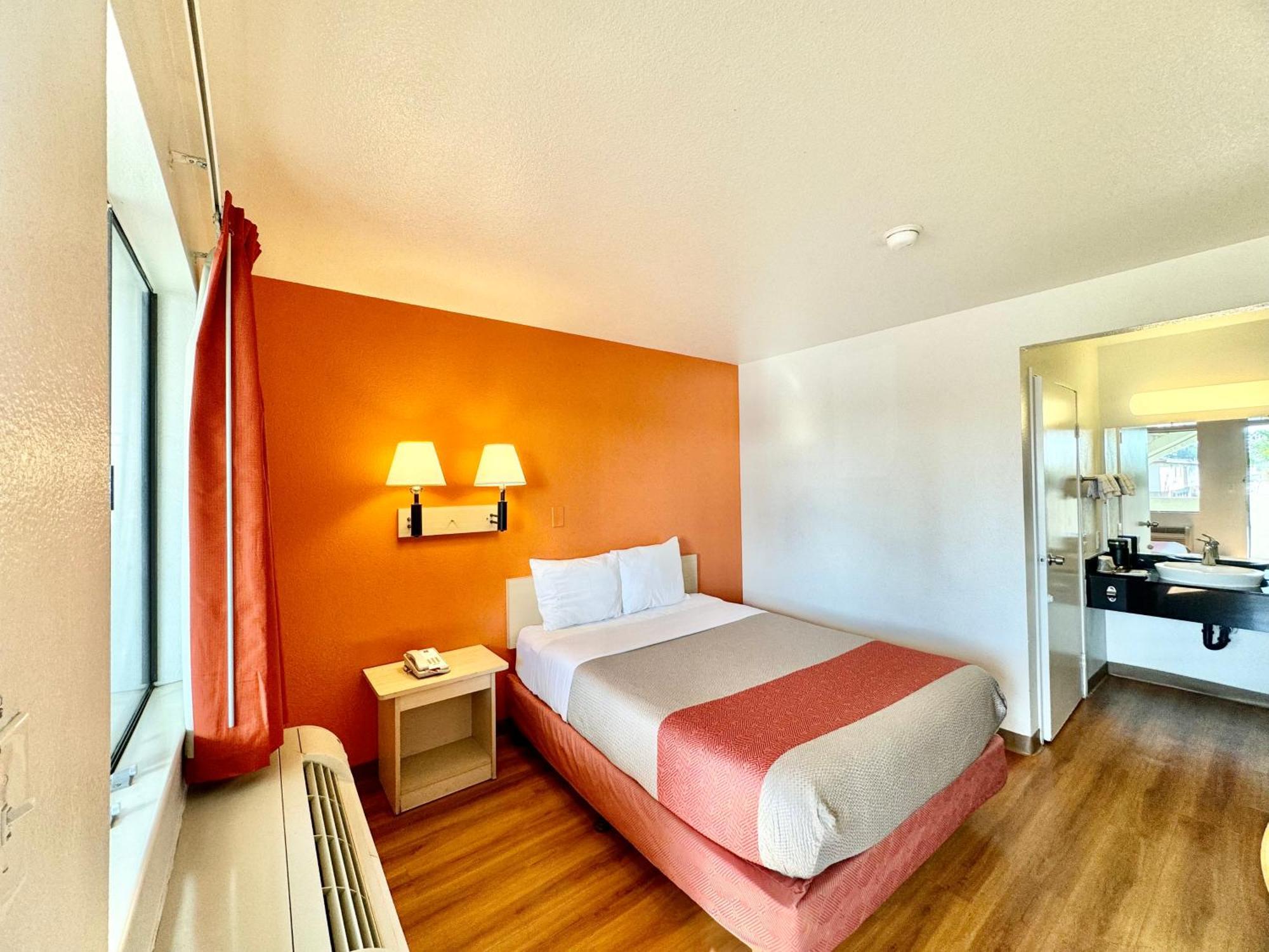 Motel 6-Bellflower, Ca - Los Angeles Esterno foto